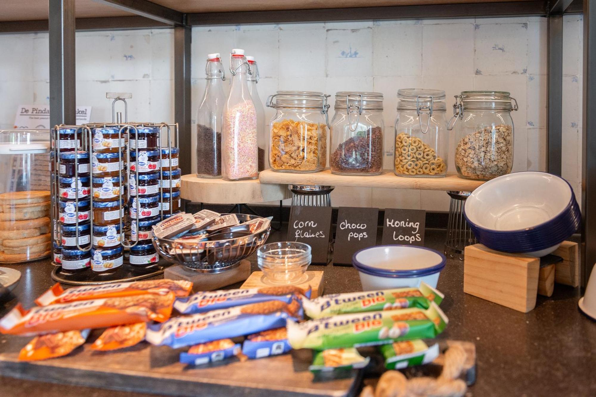 Boutique Hotel Herbergh Amsterdam Airport Free Parking Badhoevedorp Esterno foto