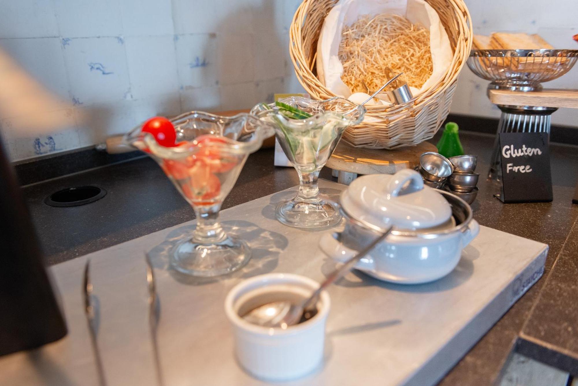Boutique Hotel Herbergh Amsterdam Airport Free Parking Badhoevedorp Esterno foto