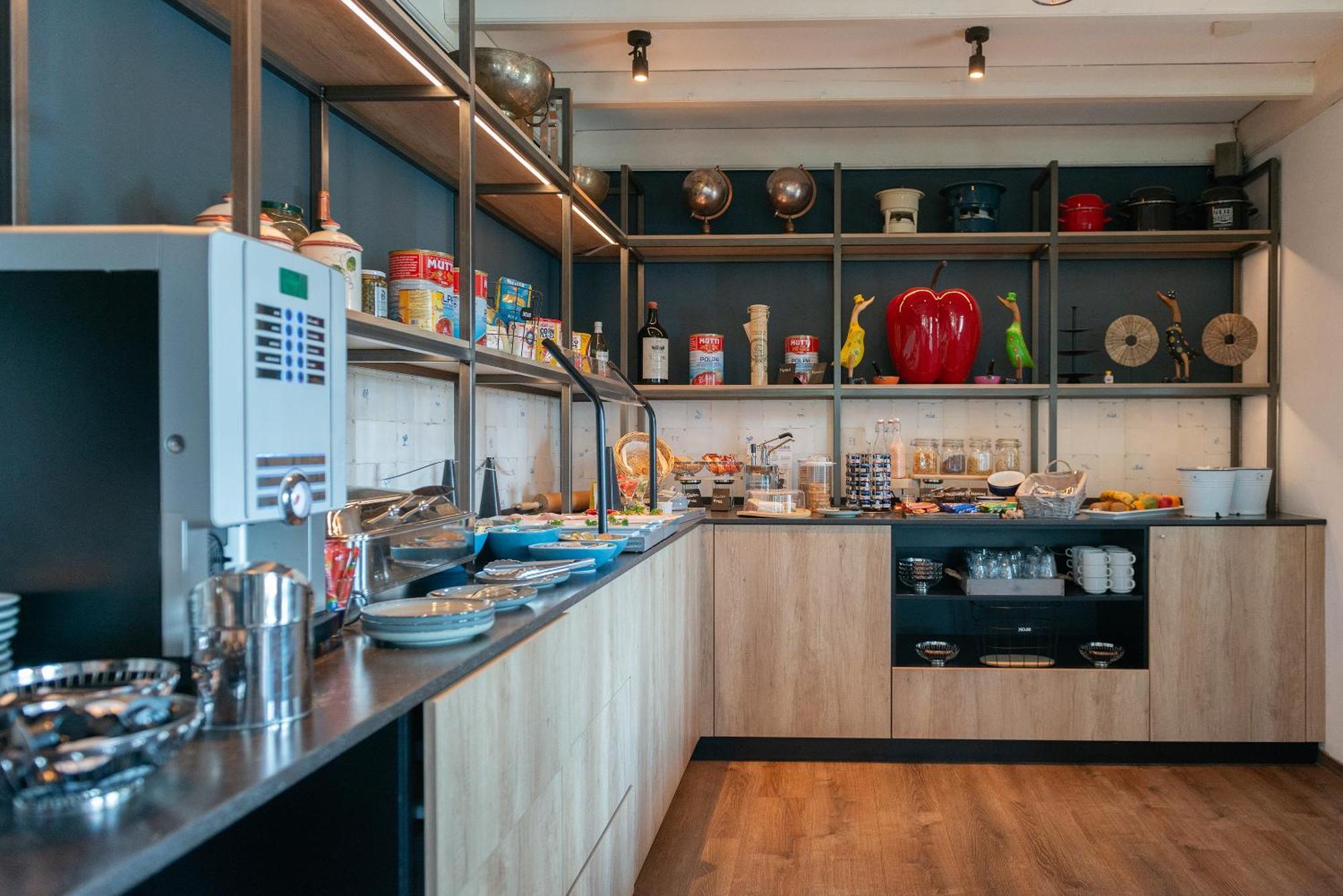 Boutique Hotel Herbergh Amsterdam Airport Free Parking Badhoevedorp Esterno foto