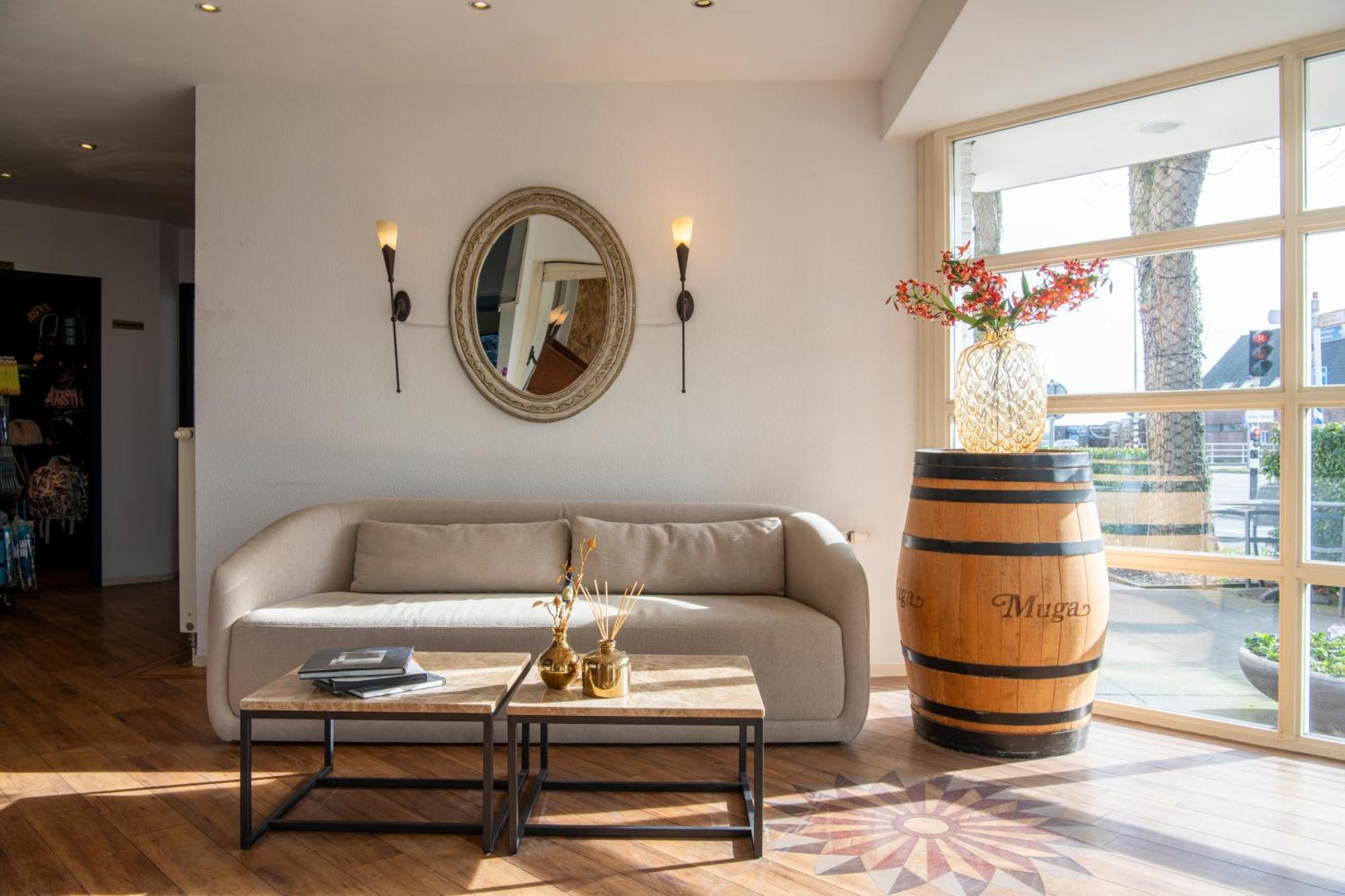 Boutique Hotel Herbergh Amsterdam Airport Free Parking Badhoevedorp Esterno foto