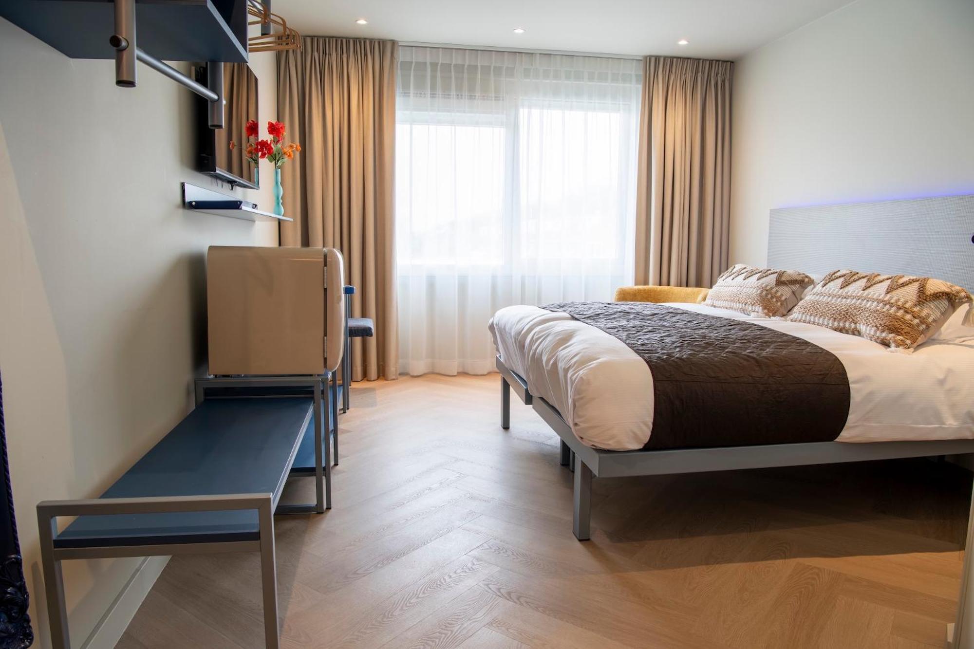 Boutique Hotel Herbergh Amsterdam Airport Free Parking Badhoevedorp Esterno foto